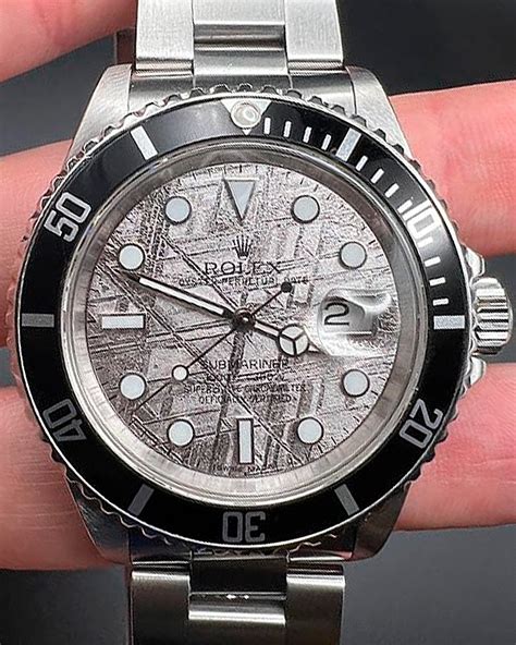 what is the difderence between the submariner and gmt rolex|rolex submariner meteorite dial.